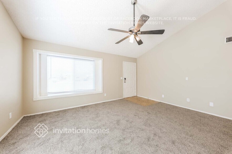 Building Photo - 4554 W Morrow Dr