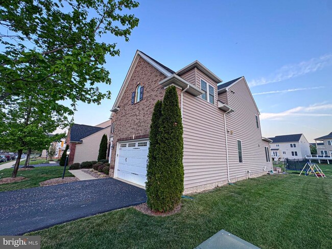 Building Photo - 41523 Cross Canter Dr