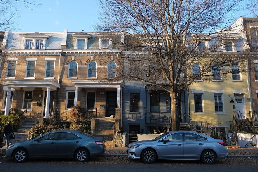 Primary Photo - 1219 Park Rd NW