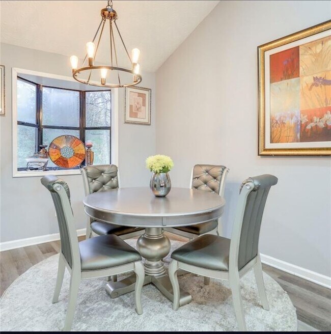 Building Photo - 3468 Deer Trce