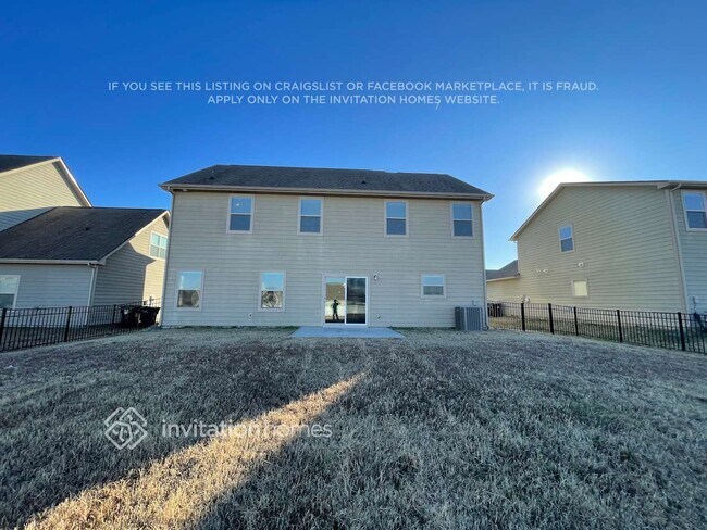 Building Photo - 5377 Roberta Crossing Dr