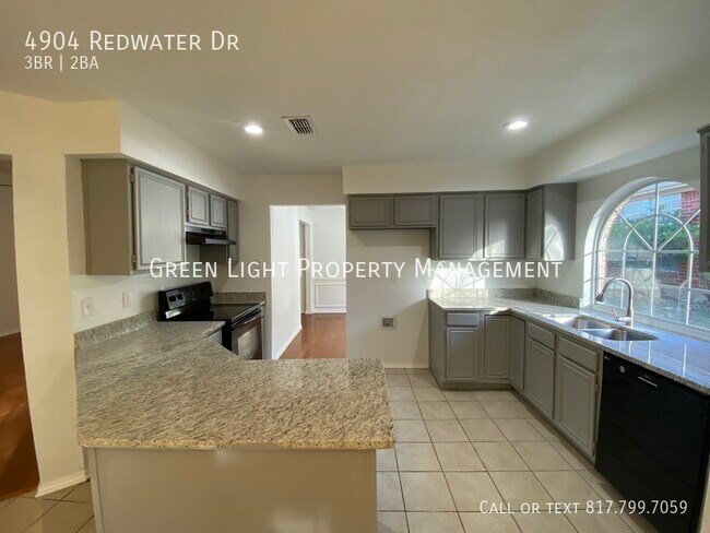 Building Photo - 4904 Redwater Dr