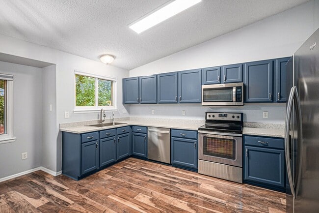 Building Photo - 11316 Rodeo Cir