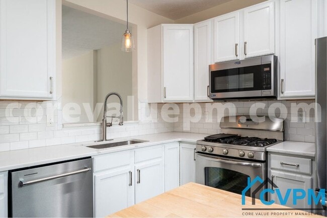 Building Photo - 255 Seneca Terrace