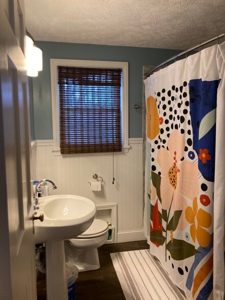 Building Photo - 129 Orvilton Dr