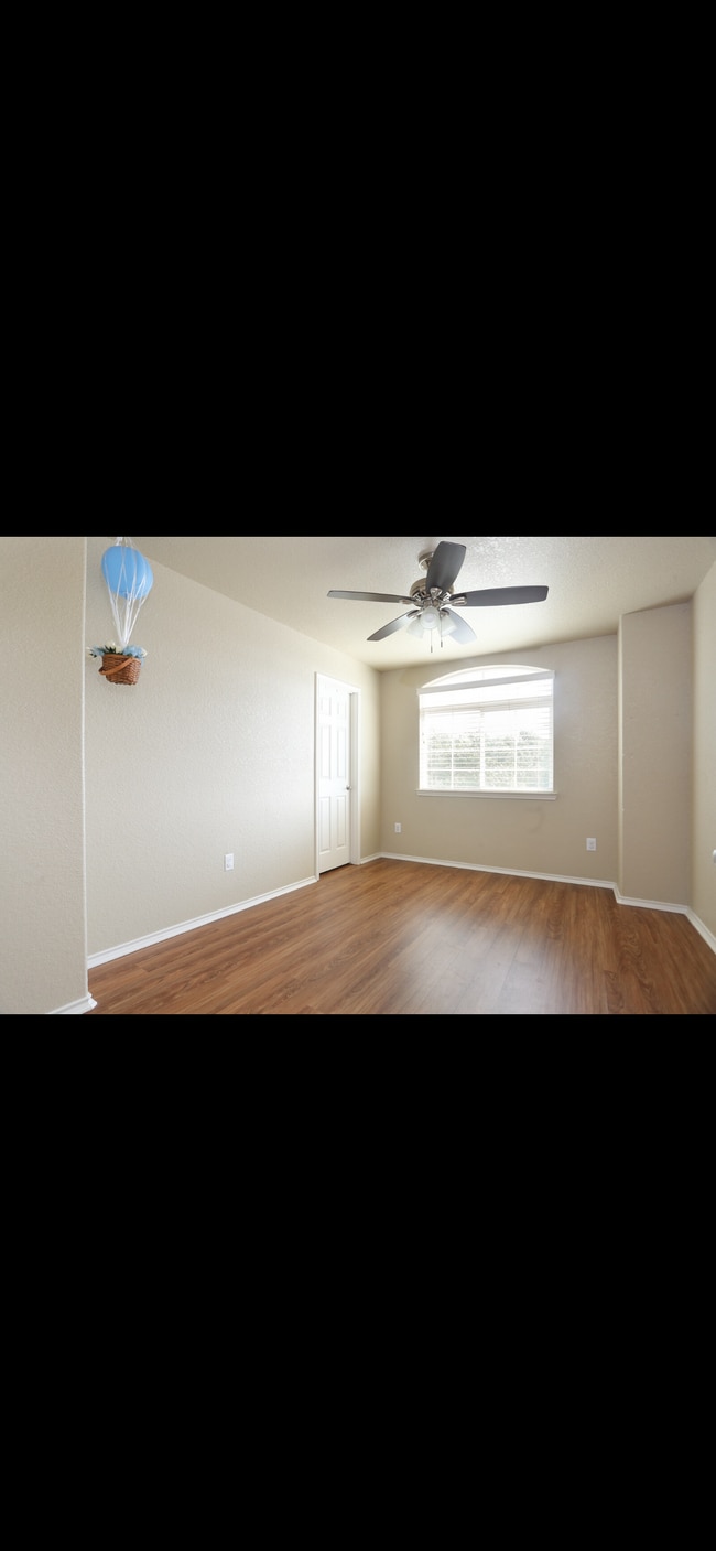 Building Photo - 14423 Devout