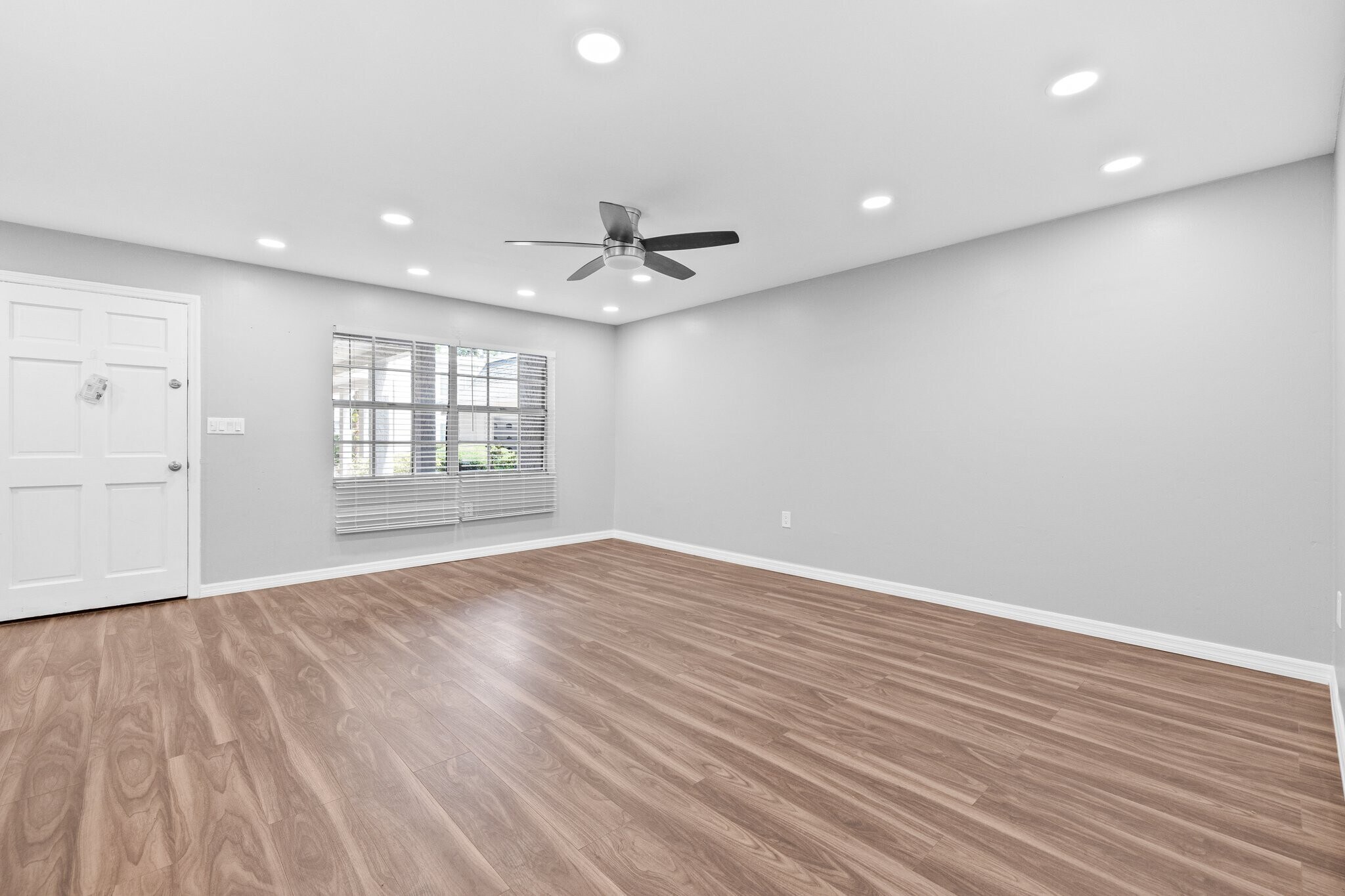 Building Photo - 4325 Aegean Dr