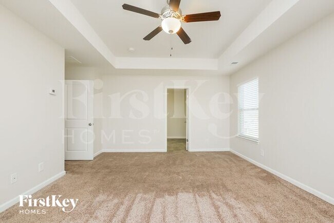 Building Photo - 719 Hot Springs Trail