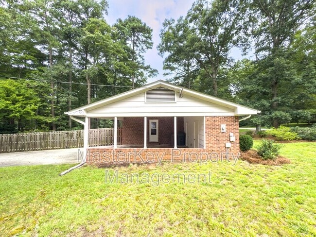 Building Photo - 544 Ellynn Dr