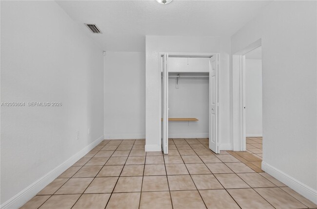 Building Photo - 14726 SW 82nd Terrace