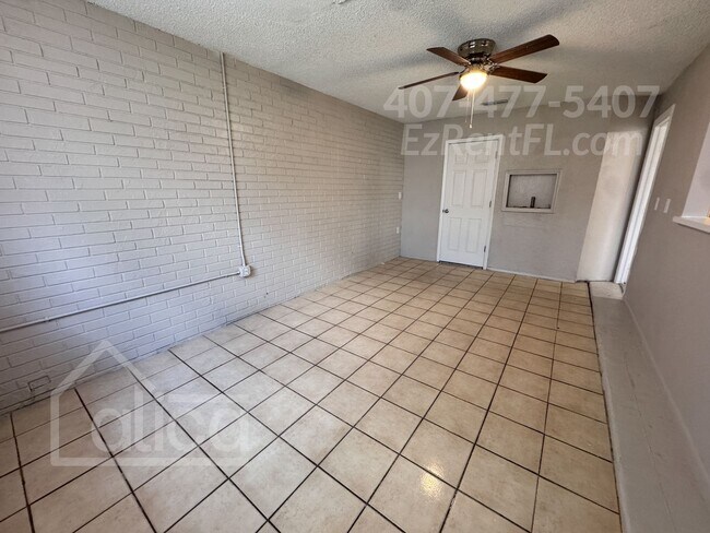 Building Photo - Spacious & Stylish 6BR Home with Modern Up...