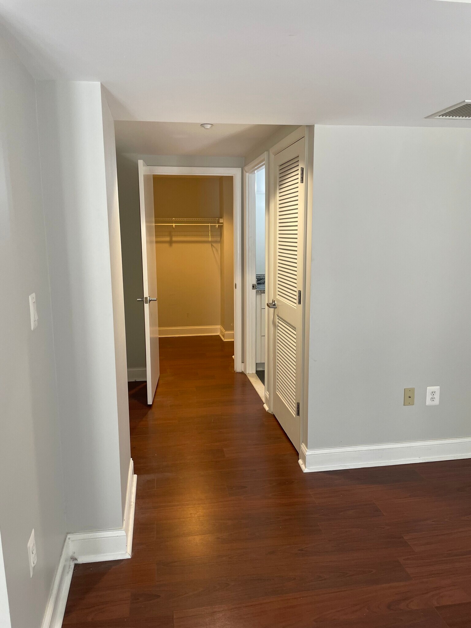 Building Photo - 1150 K St NW