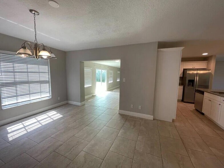 Building Photo - 12131 Agana St