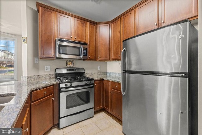 Building Photo - 19441 Promenade Dr