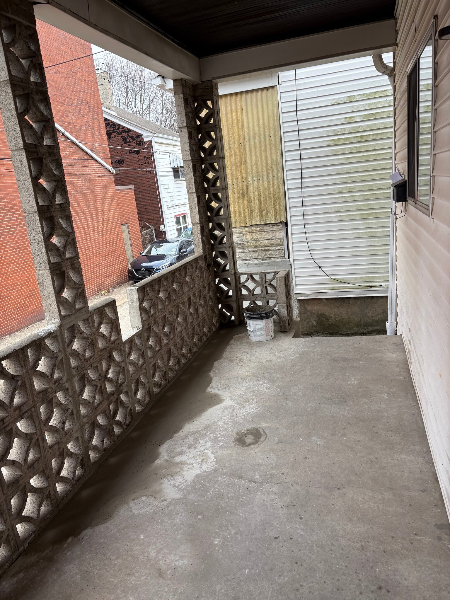 Building Photo - 818 Loyal Way