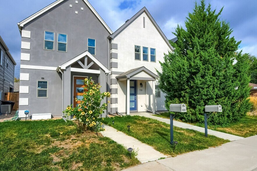 Primary Photo - 755 S Krameria St