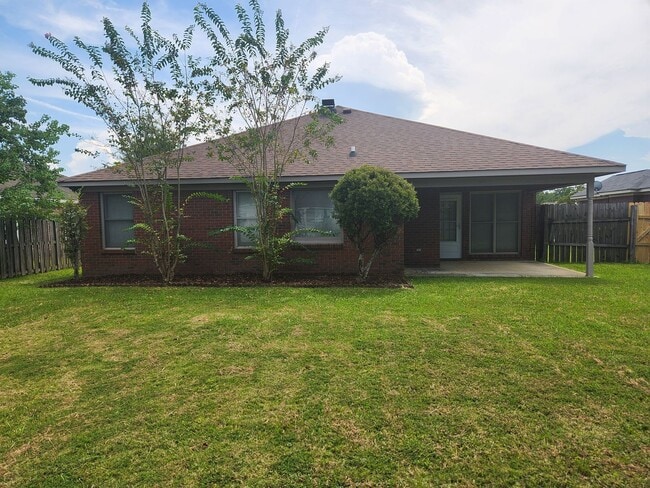 Building Photo - 6523 Fairfax Way