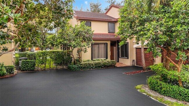 Building Photo - 10524 NW 10th St