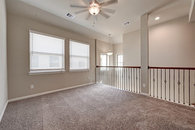 Building Photo - 5039 Pr Ter Ln
