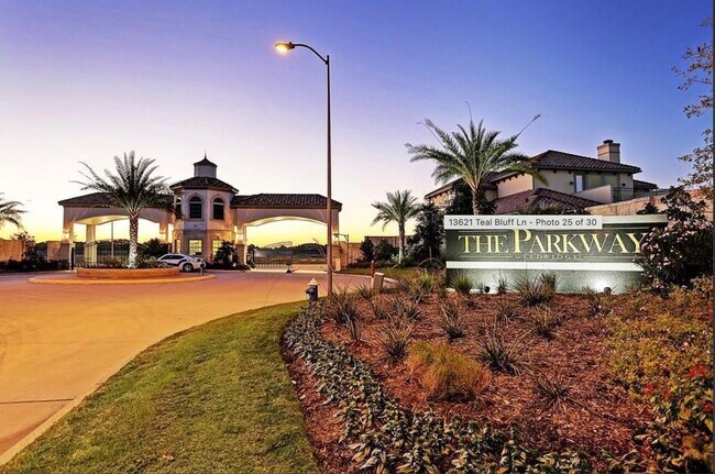 Building Photo - 13621 Teal Bluff Ln