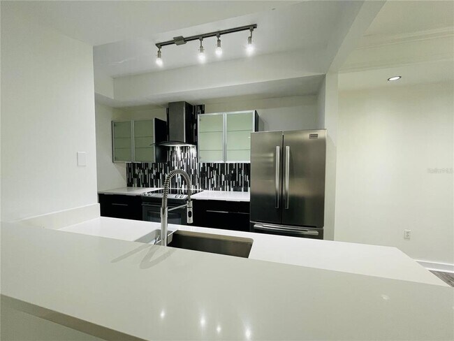 Building Photo - 12012 Villanova Dr