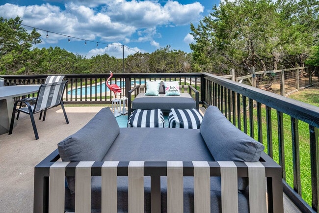 Building Photo - 8902 Feather Hill Rd