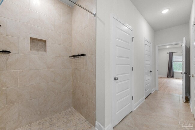 Building Photo - 7814 Burnside Lp