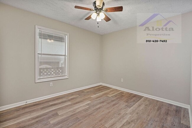 Building Photo - 6800-8 Willowbrook