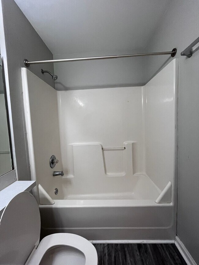 Building Photo - 1707 S Calhoun St