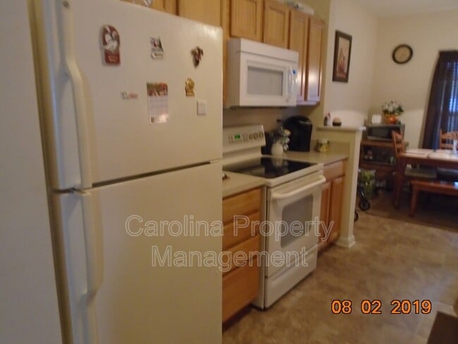 Building Photo - 4955 Sunburst Ln