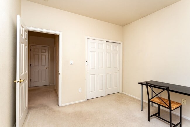 Building Photo - Peaceful University Park Home with Mountai...