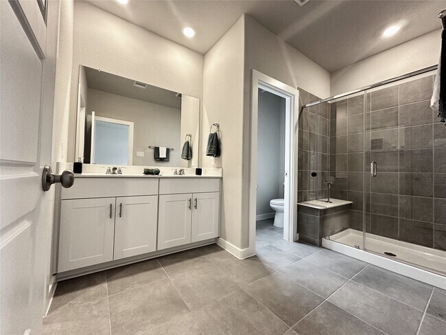 Building Photo - 3113 Moontide Ln