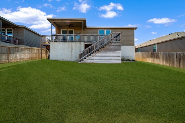 Building Photo - 610 Ridgehorn Dr