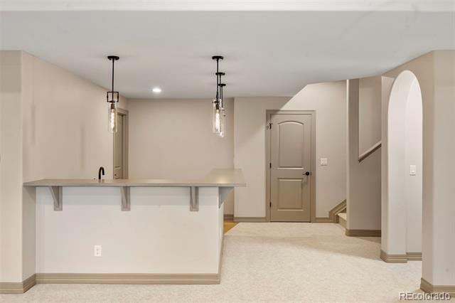 Building Photo - 15252 W Warren Dr