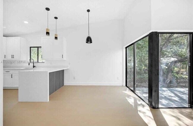 Building Photo - 13608 SW 286th Terrace
