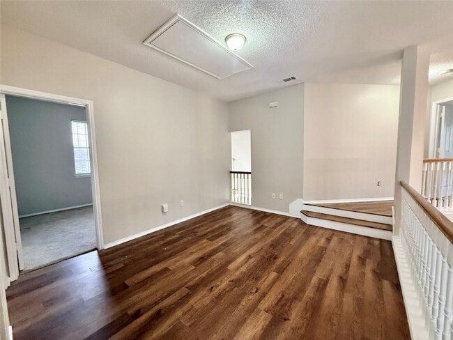 Building Photo - 770 Whitman Dr