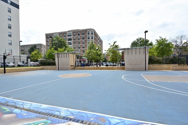 Building Photo - 1390 Kenyon St NW