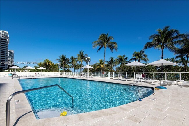 Building Photo - 10185 Collins Ave