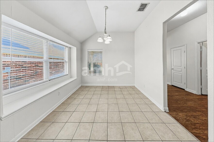 Building Photo - 12232 Lamington Dr