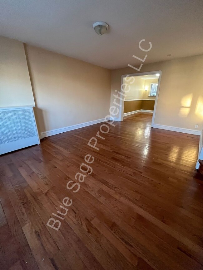 Building Photo - Beautiful 3 Bedroom 1 Bath in Upper Darby!