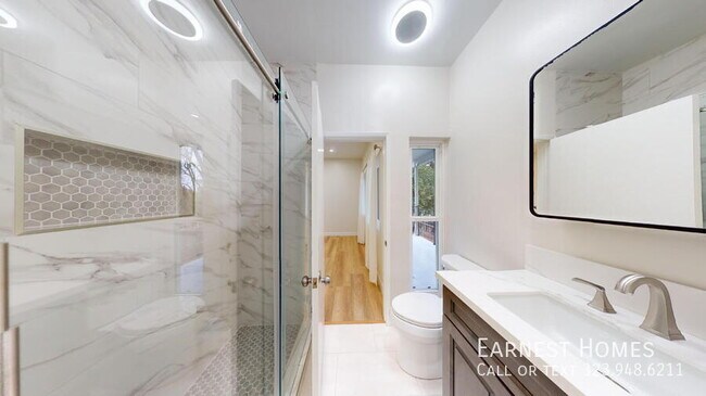 Building Photo - 4735 Nob Hill Dr