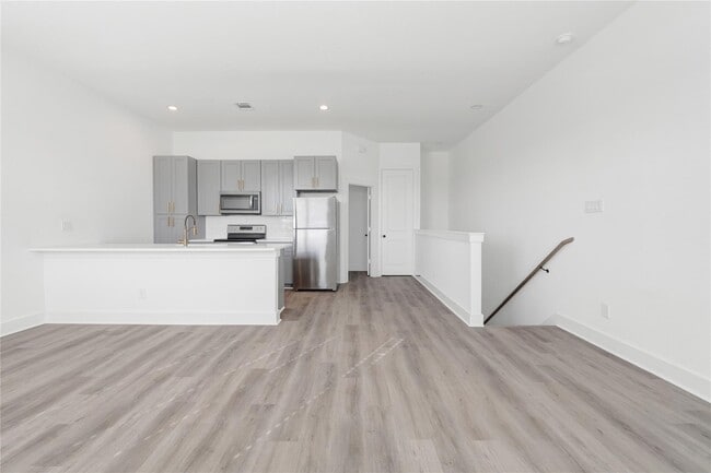 Building Photo - 3210 Frying Pan Pl