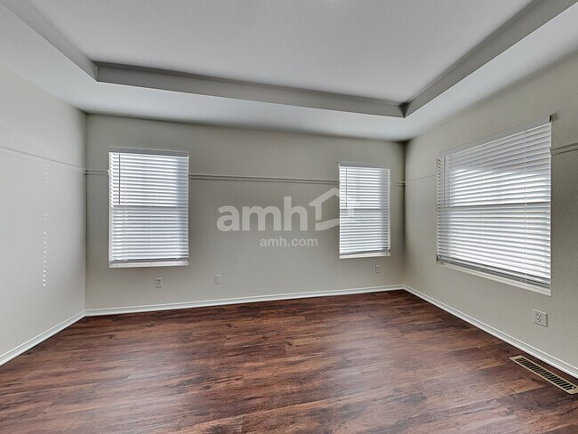 Building Photo - 6594 Abbeywood Dr