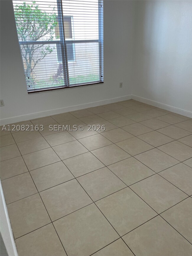 Building Photo - 17404 SW 47th Ct