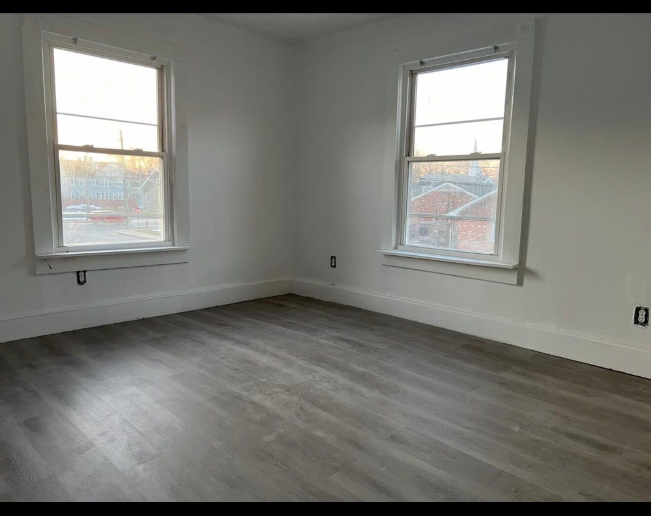 Building Photo - 14 Delmont St