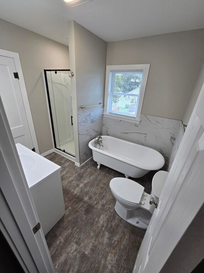 Building Photo - Fully Remodeled 4BR/2.5BA Home for Rent – Norfolk Living at Its Finest!