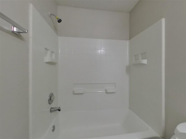 Building Photo - 21439 Palma Grove Way