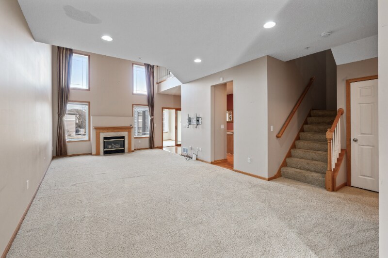 Building Photo - 5046 Yuma Ln N