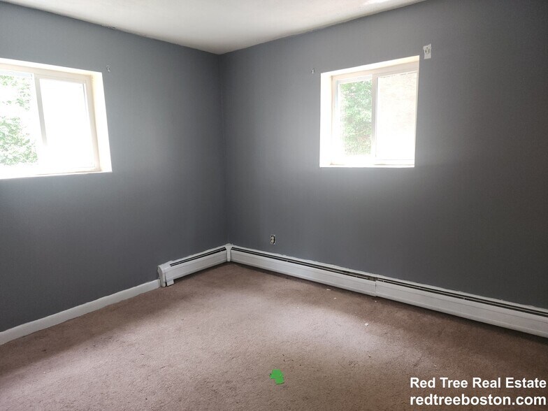 Building Photo - 35 Westgate Rd