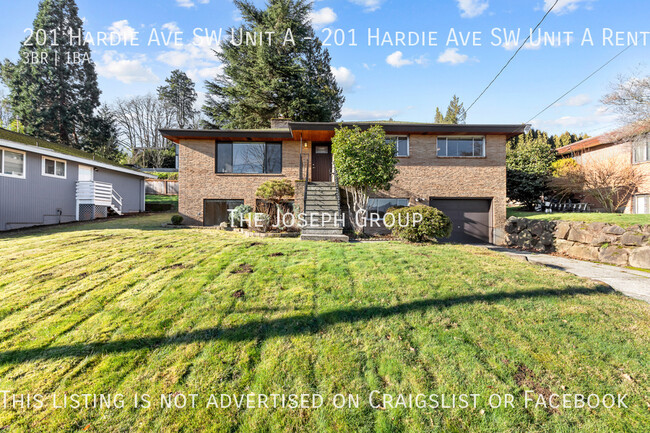 Building Photo - Fully updated 3-bed in Renton